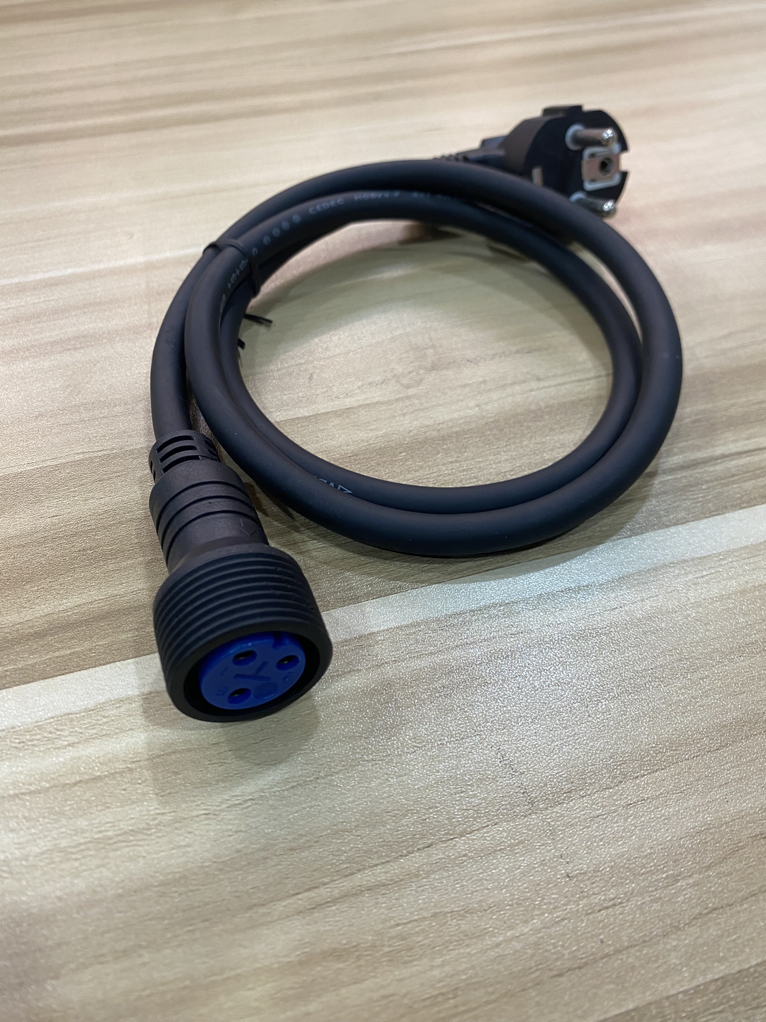 สายไฟกันน้ำ